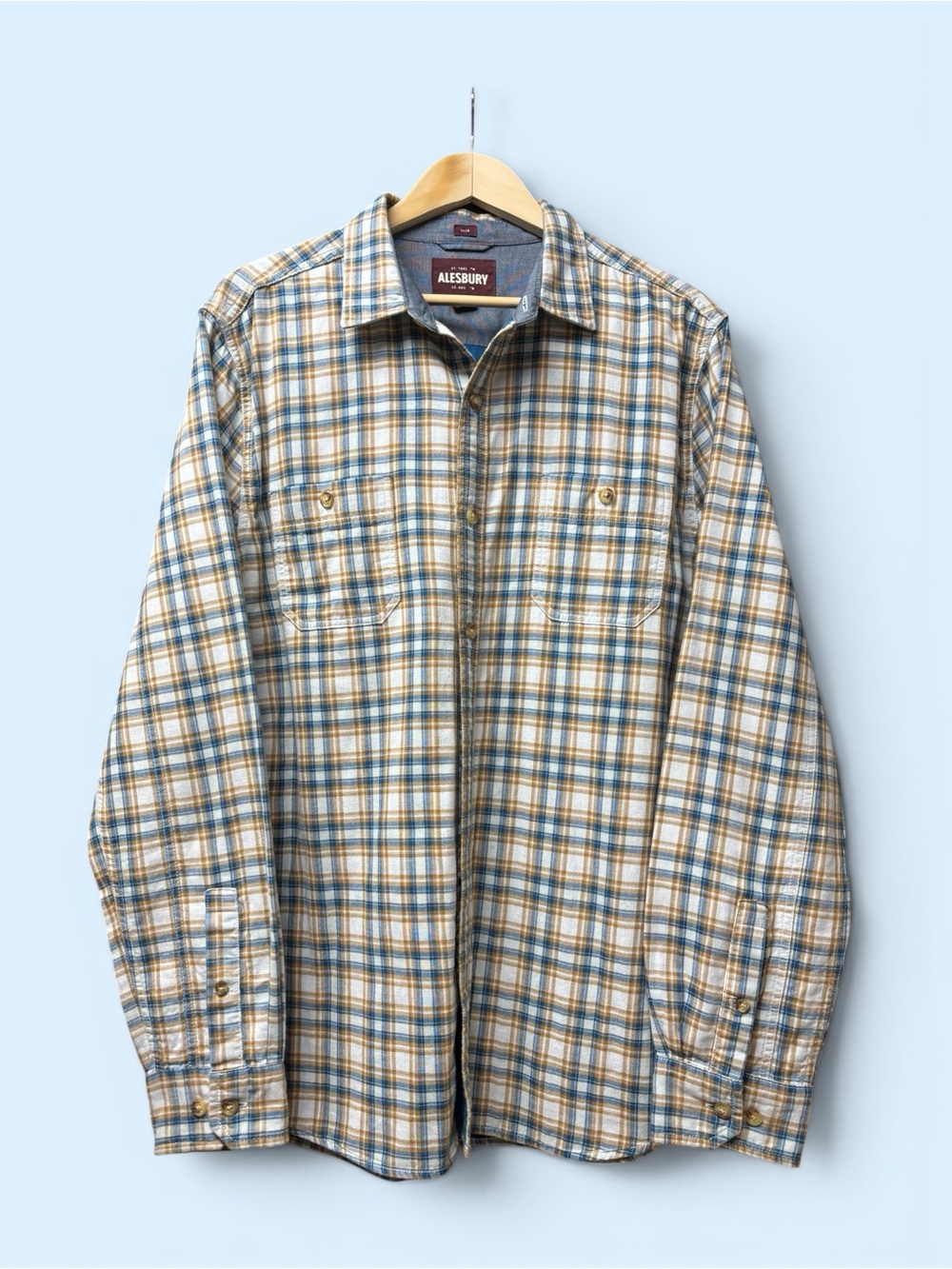 Alesbury Plaid Button-Up Shirt in Blue & Tan